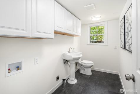 21614 SE May Valley Road Issaquah WA 98027
