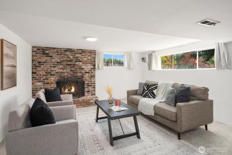 21614 SE May Valley Road Issaquah WA 98027