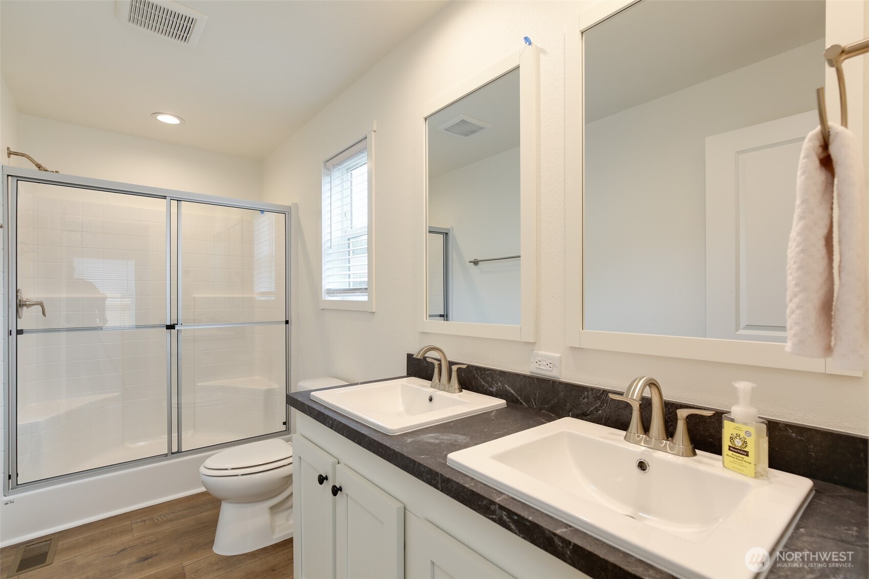 425 Mitchell Drive Coupeville WA 98239