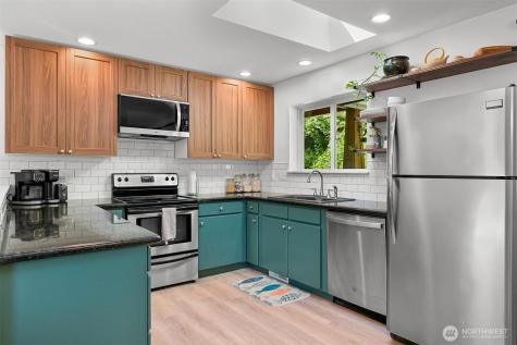 390 Alpine Drive Sedro Woolley WA 98284
