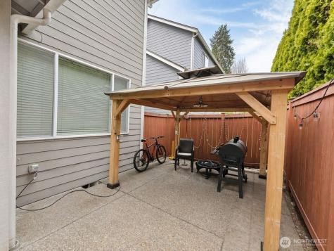 17252 NE 119th Way Redmond WA 98052