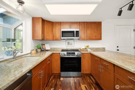 3023 255th Avenue SE Sammamish WA 98075