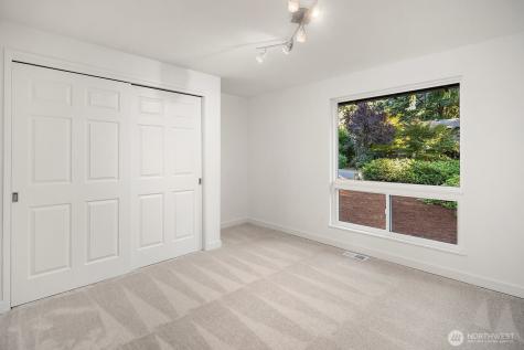 3023 255th Avenue SE Sammamish WA 98075