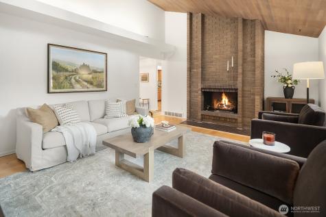 3023 255th Avenue SE Sammamish WA 98075