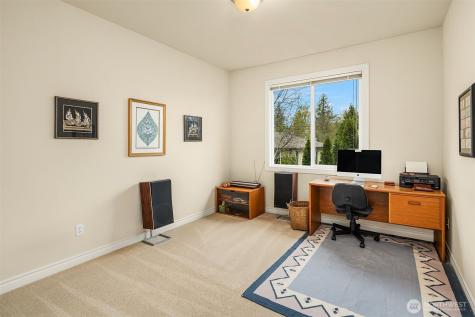 11787 159th Avenue NE Redmond WA 98052