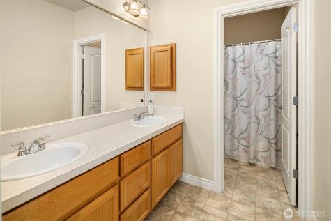 11787 159th Avenue NE Redmond WA 98052