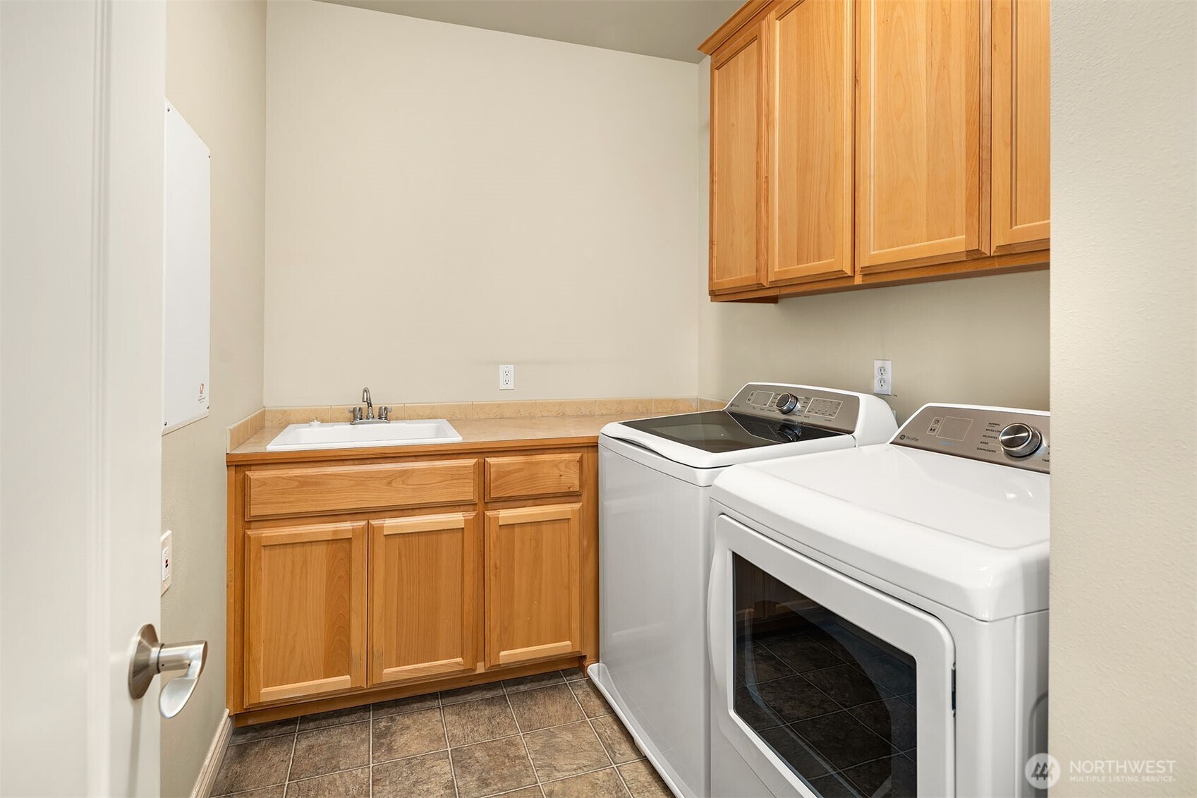 11787 159th Avenue NE Redmond WA 98052