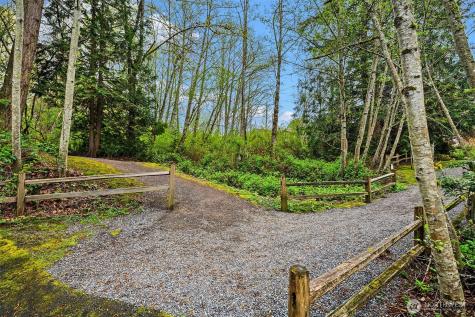 11787 159th Avenue NE Redmond WA 98052