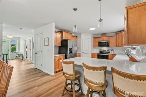 26 Marina Drive Cathlamet WA 98612