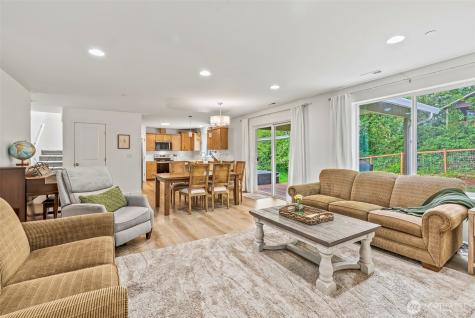 26 Marina Drive Cathlamet WA 98612