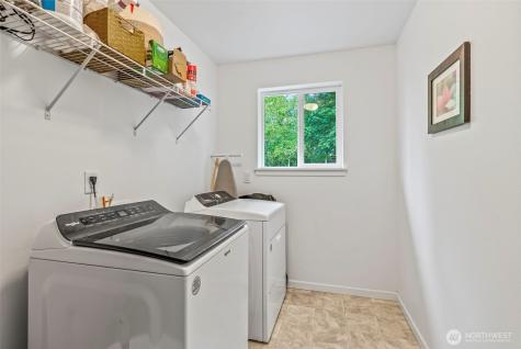 26 Marina Drive Cathlamet WA 98612
