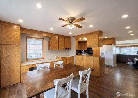1127 Central Avenue Oroville WA 98844