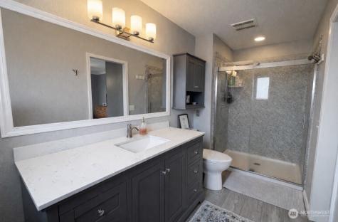 1127 Central Avenue Oroville WA 98844