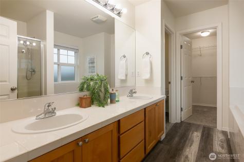 4010 NE 3rd Court Renton WA 98056