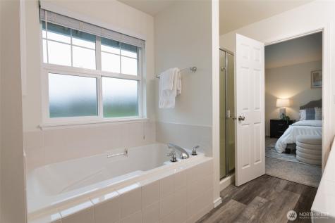 4010 NE 3rd Court Renton WA 98056