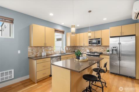 1550 NW 60th Street Seattle WA 98107