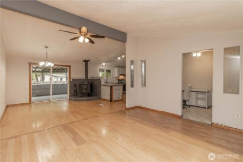 11518 237th Avenue Ct E Buckley WA 98321
