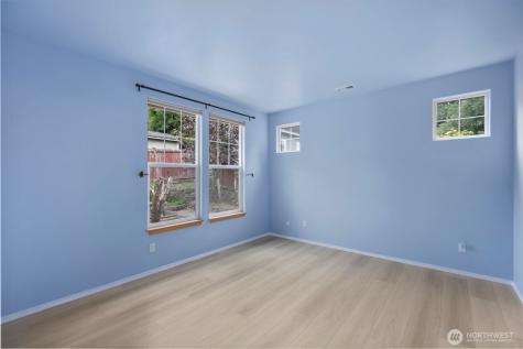 2727 151st Place SW Lynnwood WA 98087