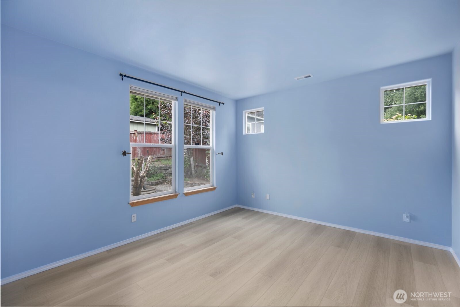 2727 151st Place SW Lynnwood WA 98087