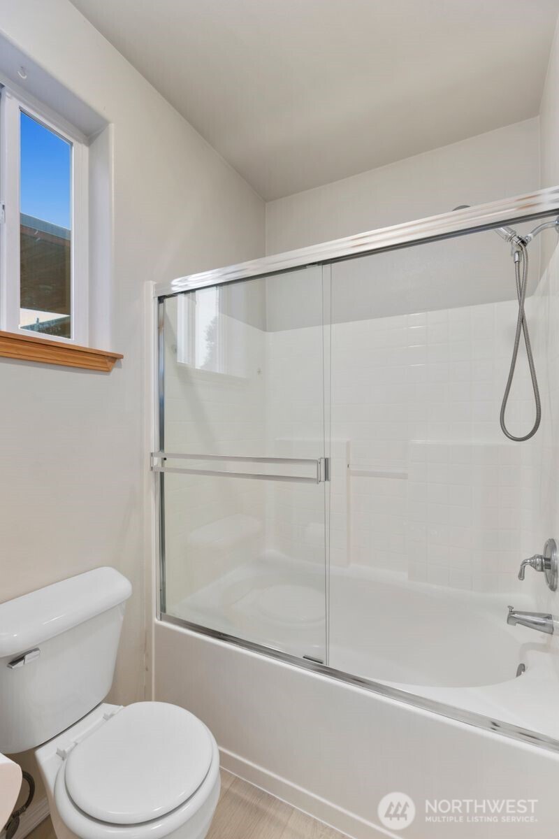 2727 151st Place SW Lynnwood WA 98087