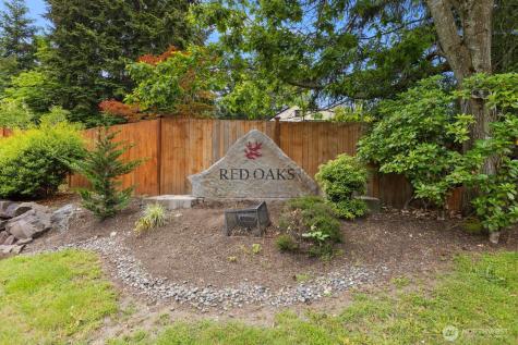 2727 151st Place SW Lynnwood WA 98087