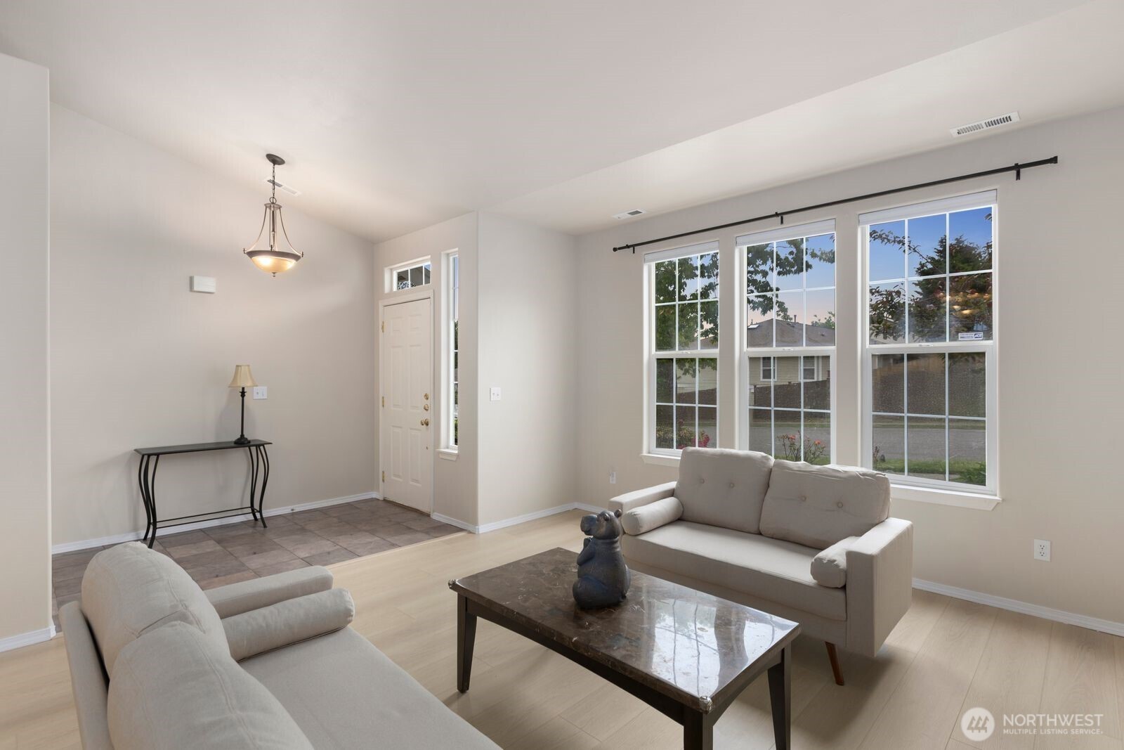 2727 151st Place SW Lynnwood WA 98087