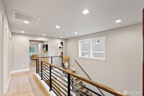 3766 Monterey Court NE Renton WA 98056