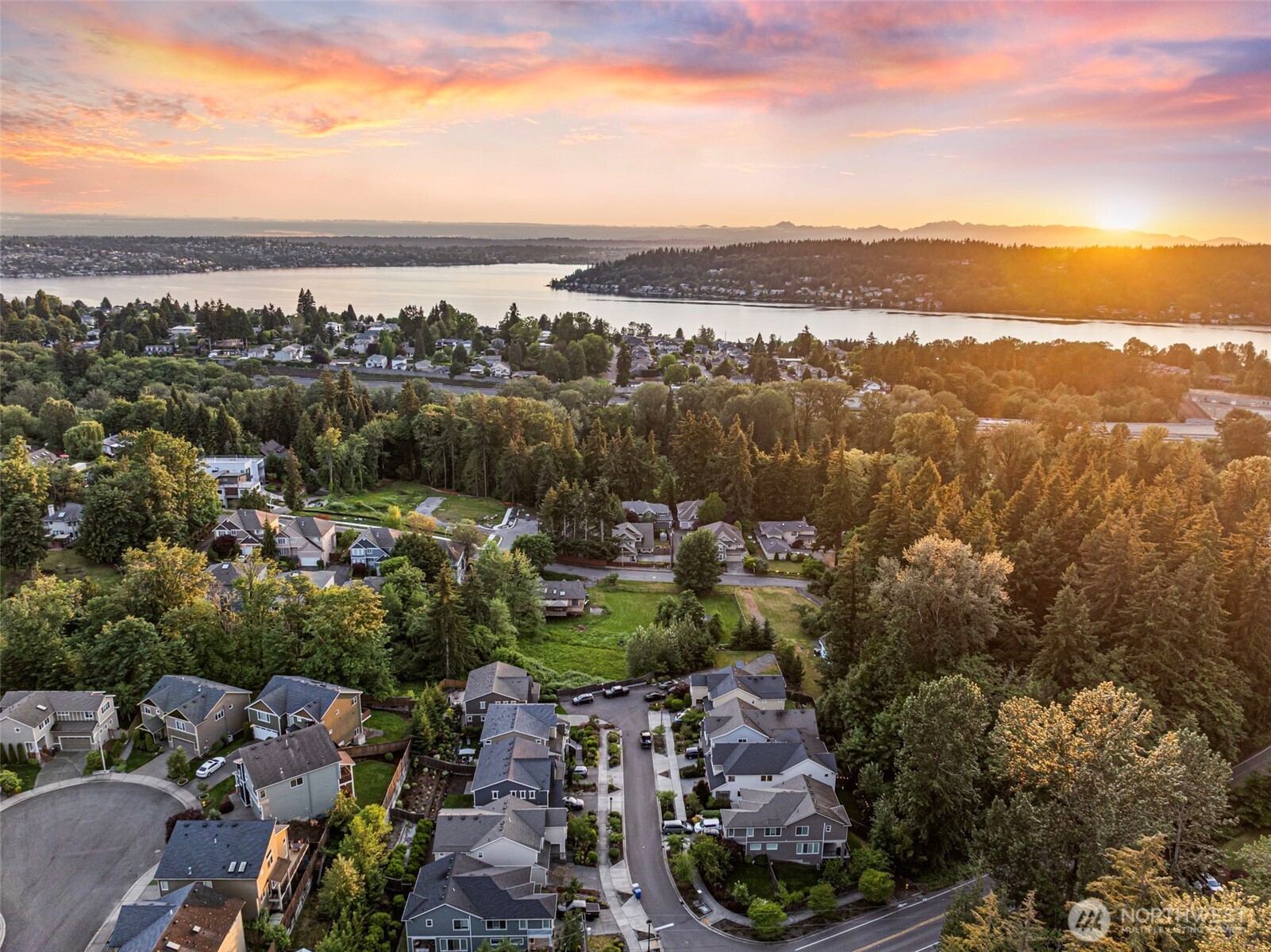 3766 Monterey Court NE Renton WA 98056