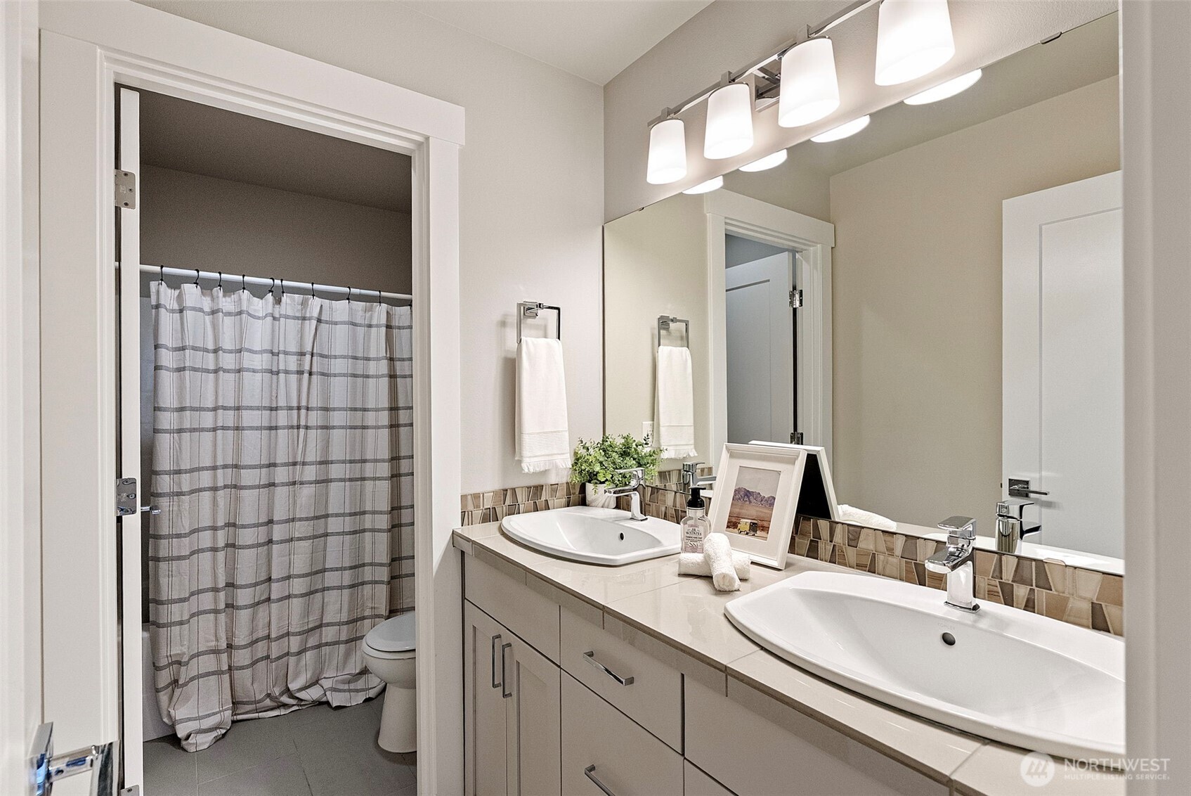 3766 Monterey Court NE Renton WA 98056