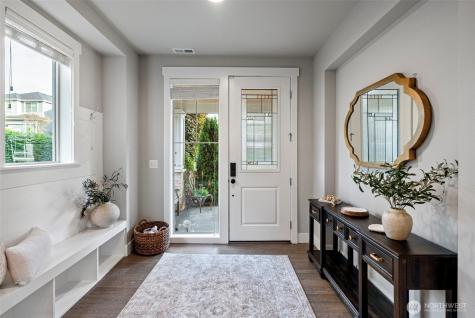 3766 Monterey Court NE Renton WA 98056