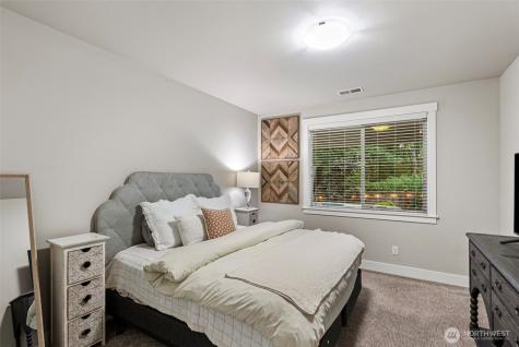 3766 Monterey Court NE Renton WA 98056