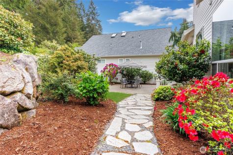 5904 61st Avenue W University Place WA 98467