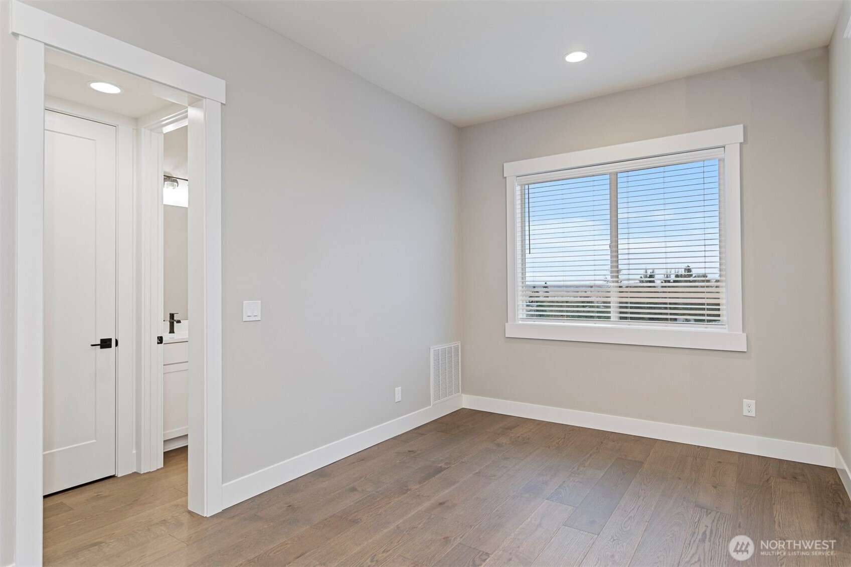 13042 75th Place S Seattle WA 98178