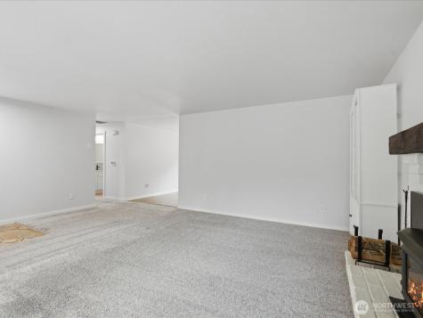 14738 SE 244th Street Kent WA 98042