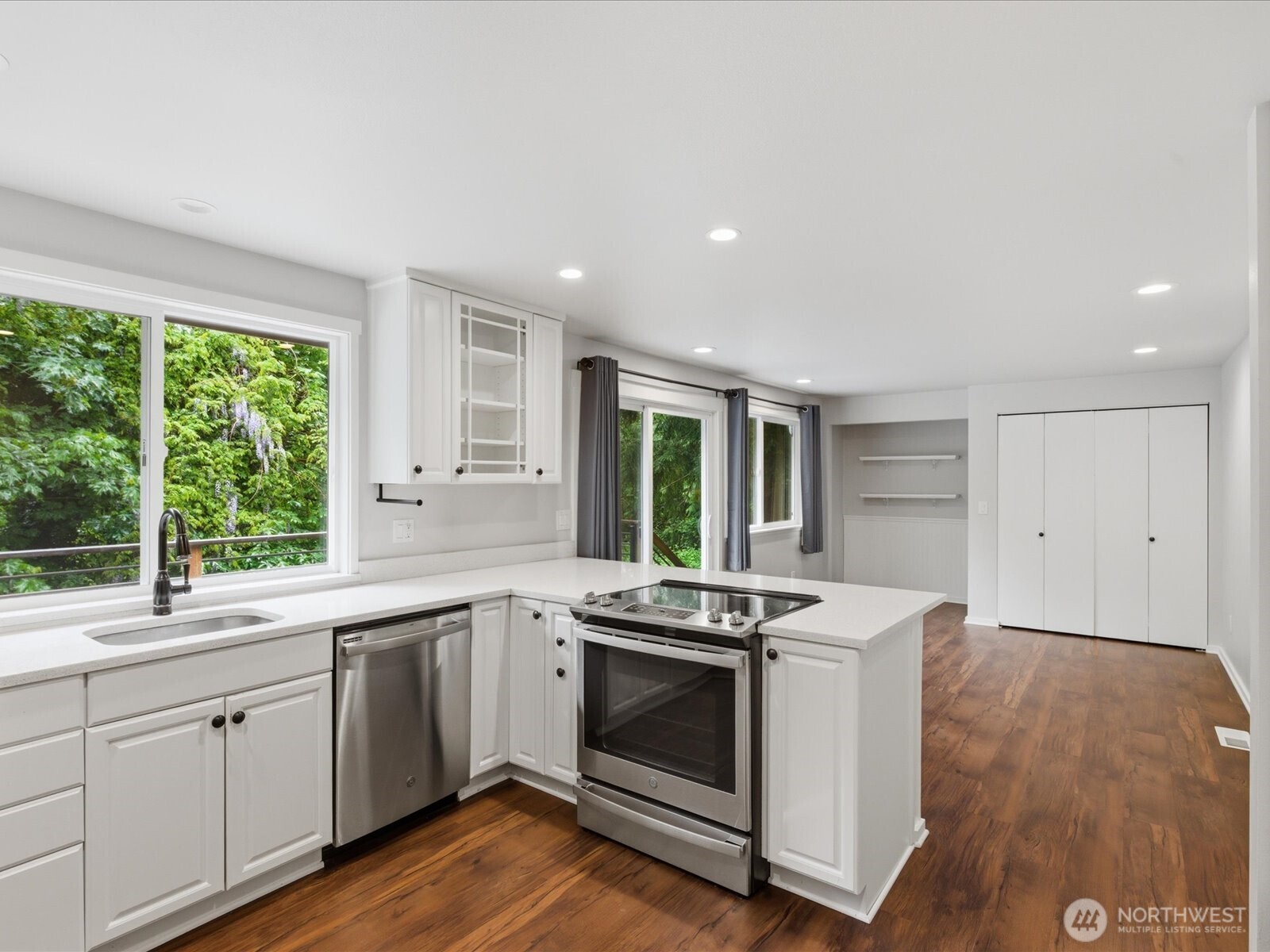 14738 SE 244th Street Kent WA 98042