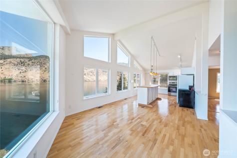 20000 S Lakeshore Road Chelan WA 98816