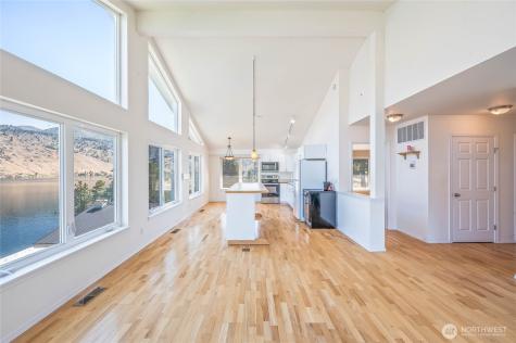 20000 S Lakeshore Road Chelan WA 98816
