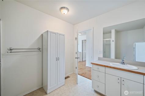 20000 S Lakeshore Road Chelan WA 98816