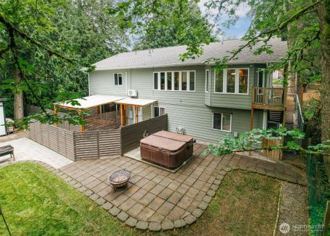 7337 151st Avenue NE Redmond WA 98052
