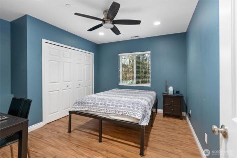 7337 151st Avenue NE Redmond WA 98052