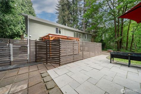 7337 151st Avenue NE Redmond WA 98052
