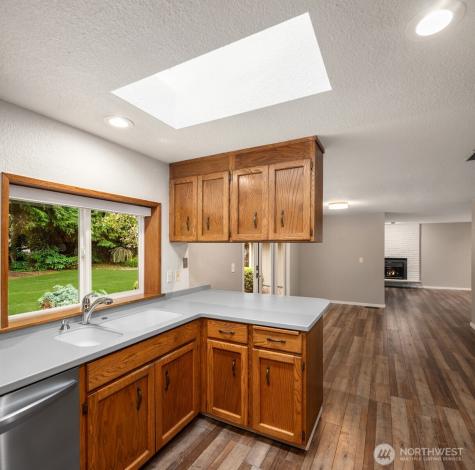 9205 34th Street E Edgewood WA 98371