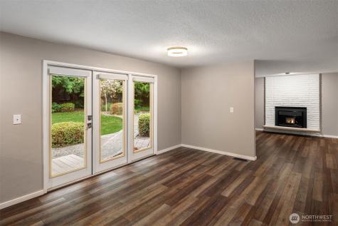 9205 34th Street E Edgewood WA 98371