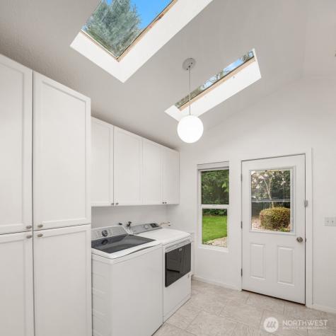9205 34th Street E Edgewood WA 98371