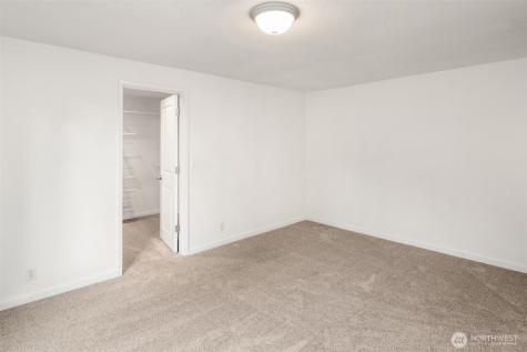 9205 34th Street E Edgewood WA 98371