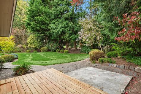 9205 34th Street E Edgewood WA 98371