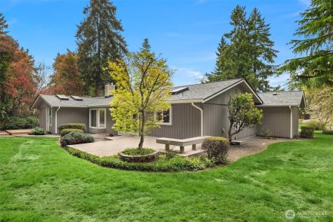 9205 34th Street E Edgewood WA 98371