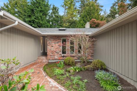 9205 34th Street E Edgewood WA 98371