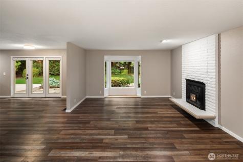 9205 34th Street E Edgewood WA 98371
