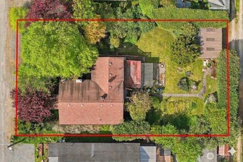 8812 Dibble Avenue NW Seattle WA 98117